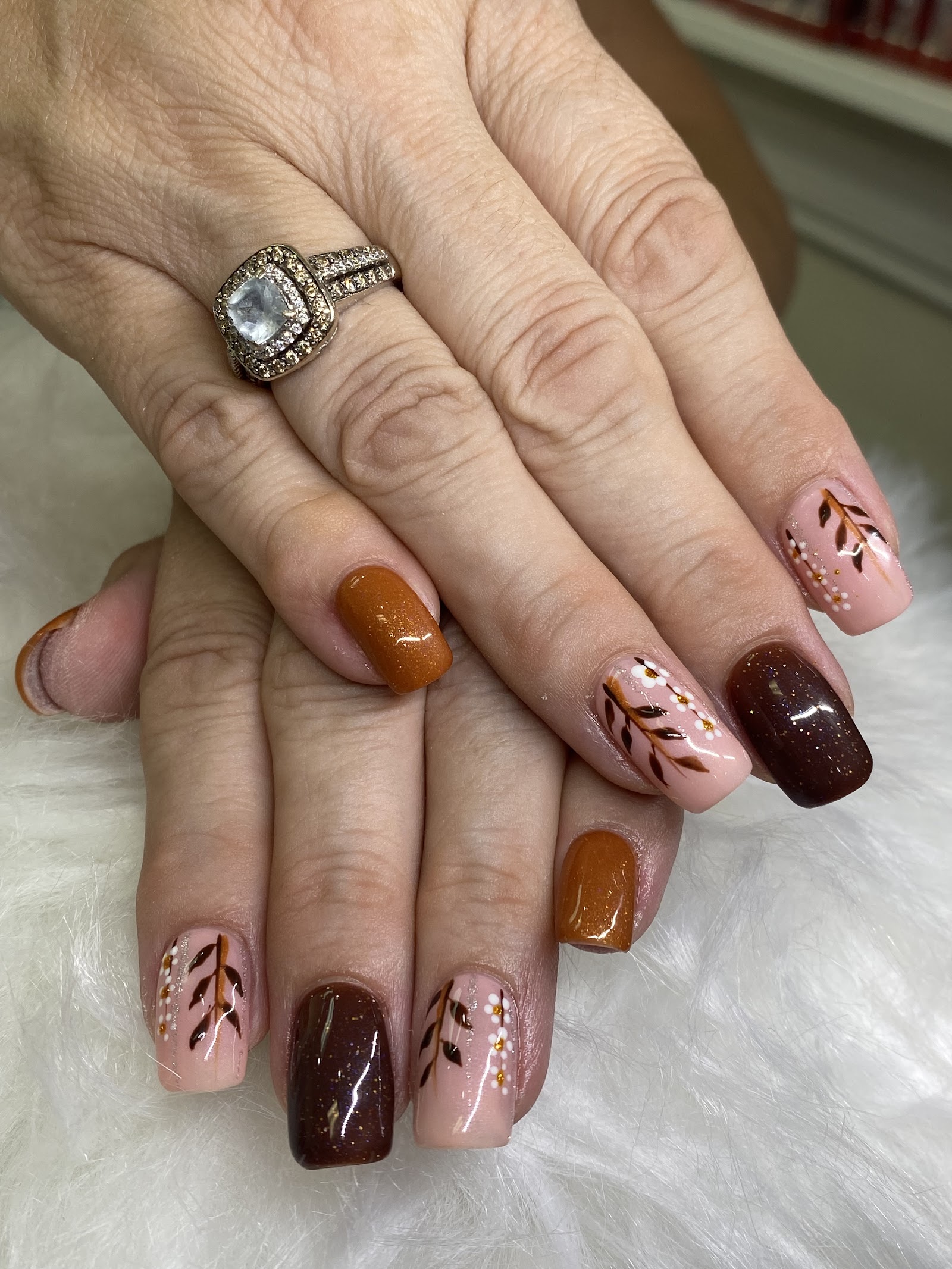 Bella Nails Spa logo